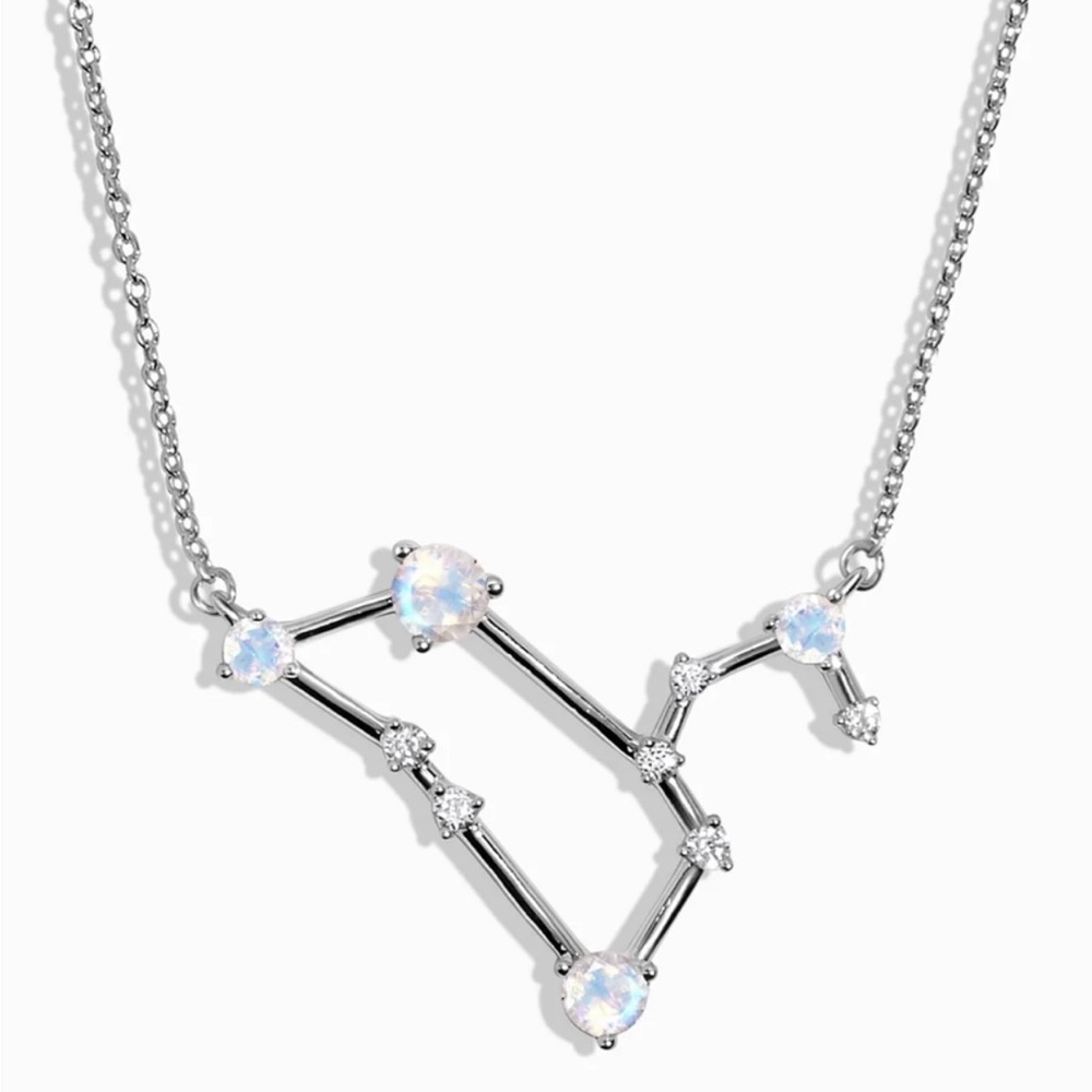 NWOT Leo Zodiac Constellation Moonstone Sterling Silver Necklace